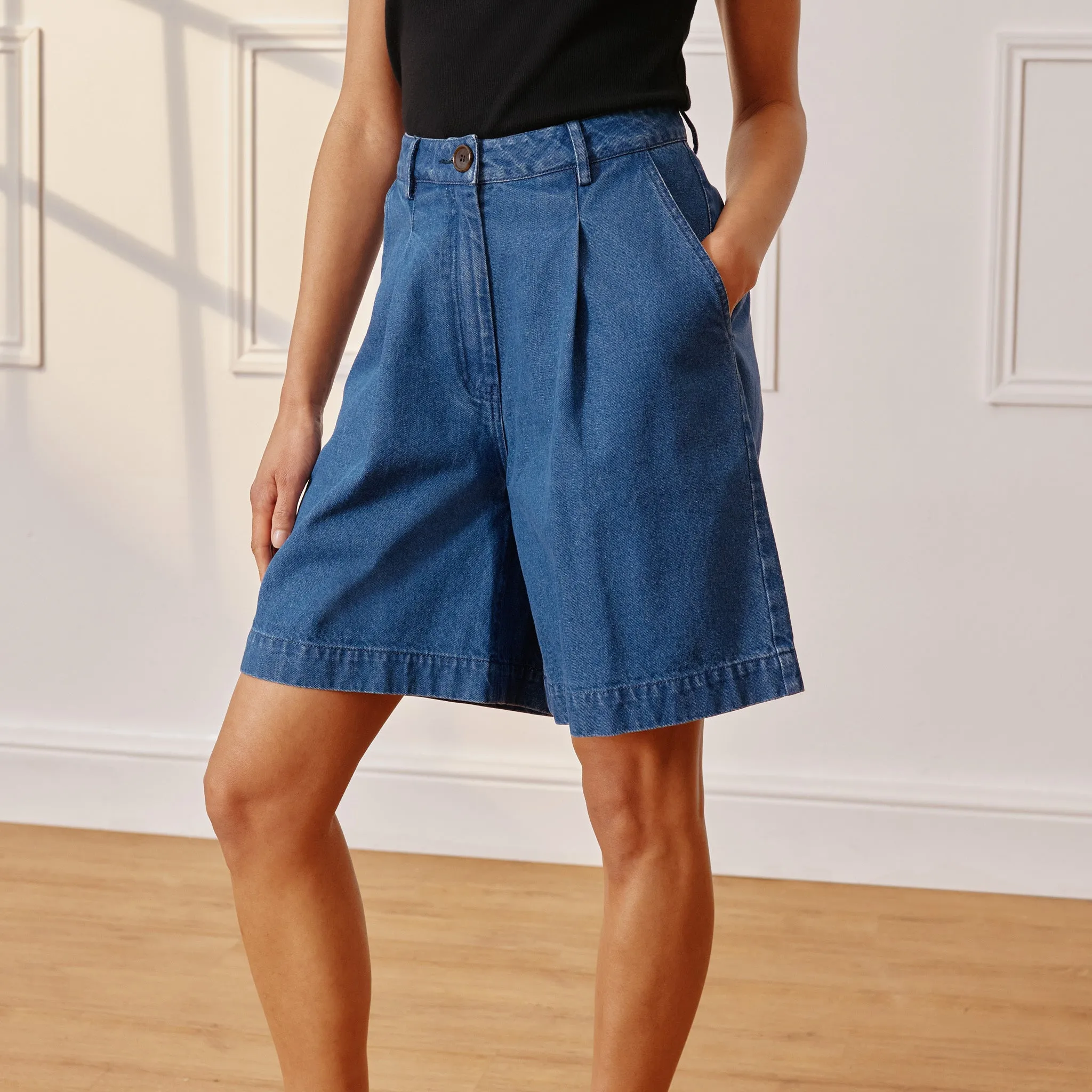 Bermuda Denim Pleat Shorts