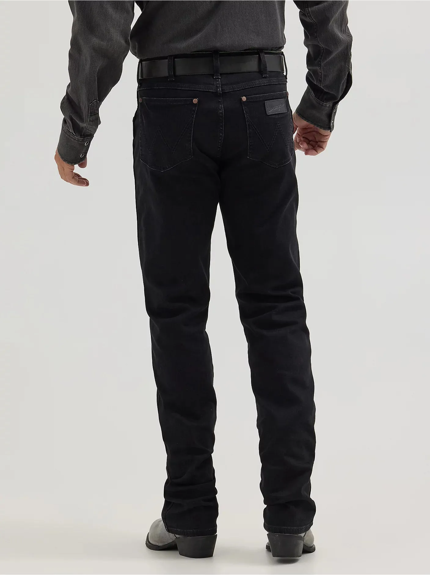 Men's Wrangler Retro Black Slim Straight Leg Jean