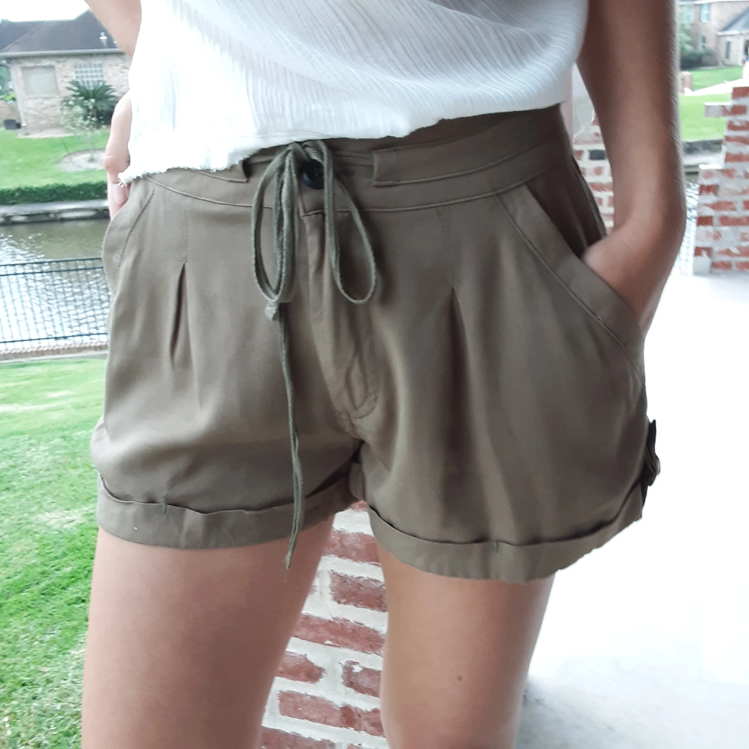 Olive Drawstring Cargo Shorts With Pockets | On Twelfth