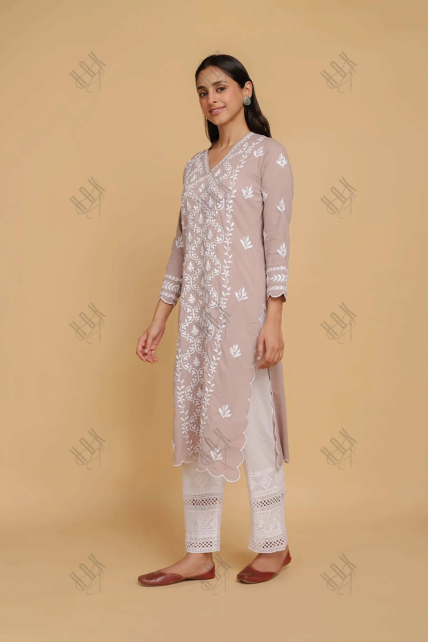 Saba Chikankari Long Kurta In Cotton - Light Lilac